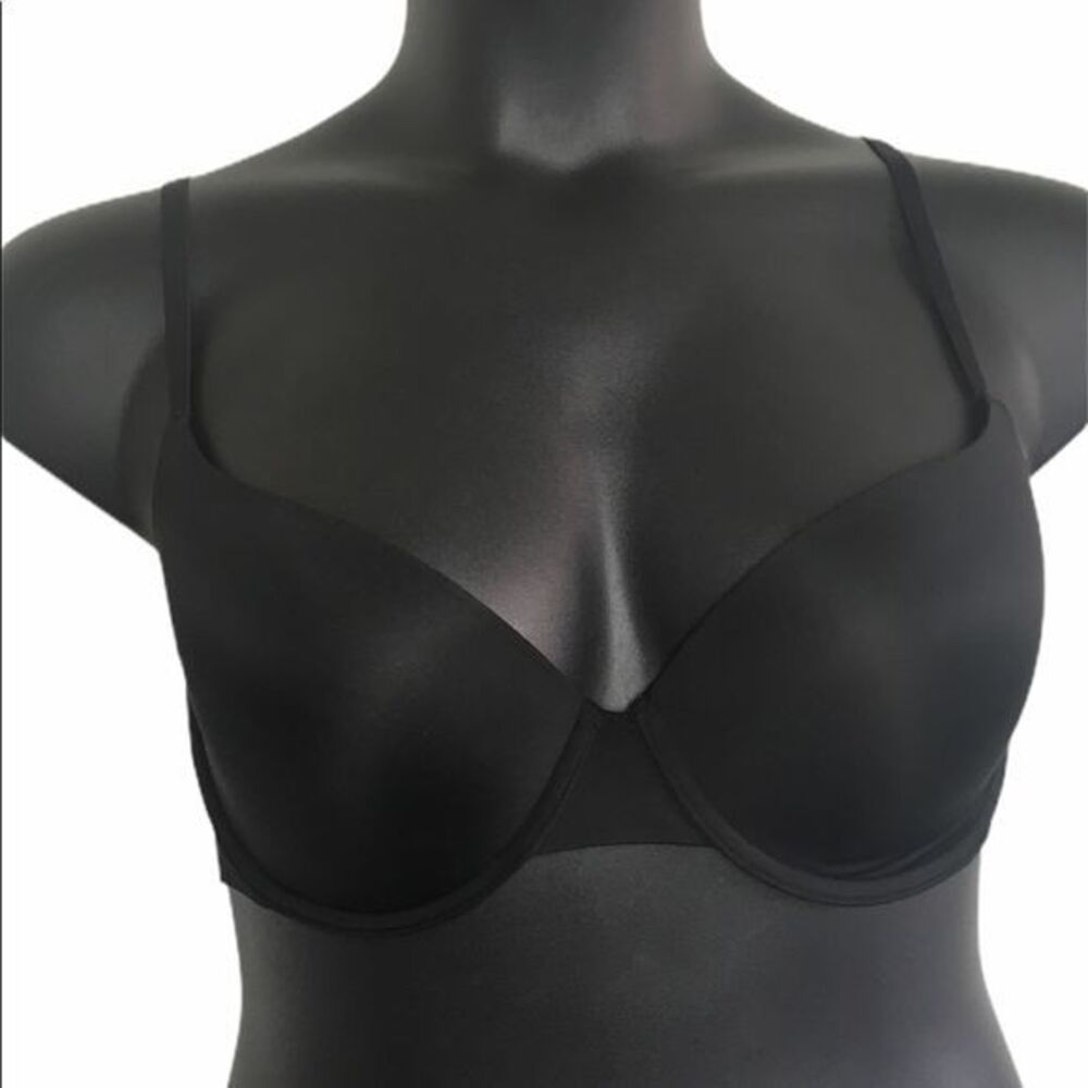 Victoria’s Secret Demi bra size 34DD